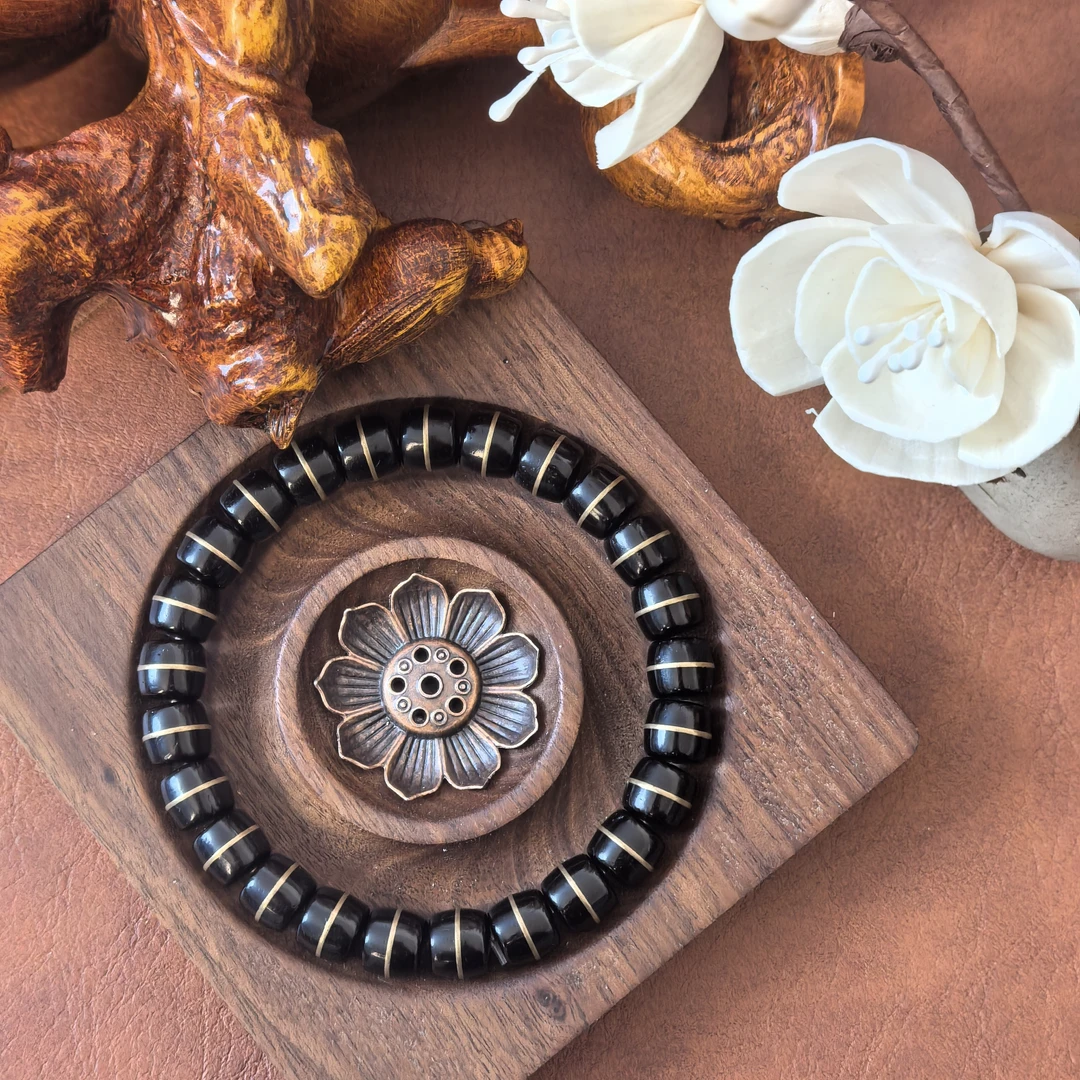 A073椰蒂一线天药师卡8x9