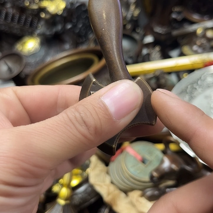 顺顺利利，铜器摆件