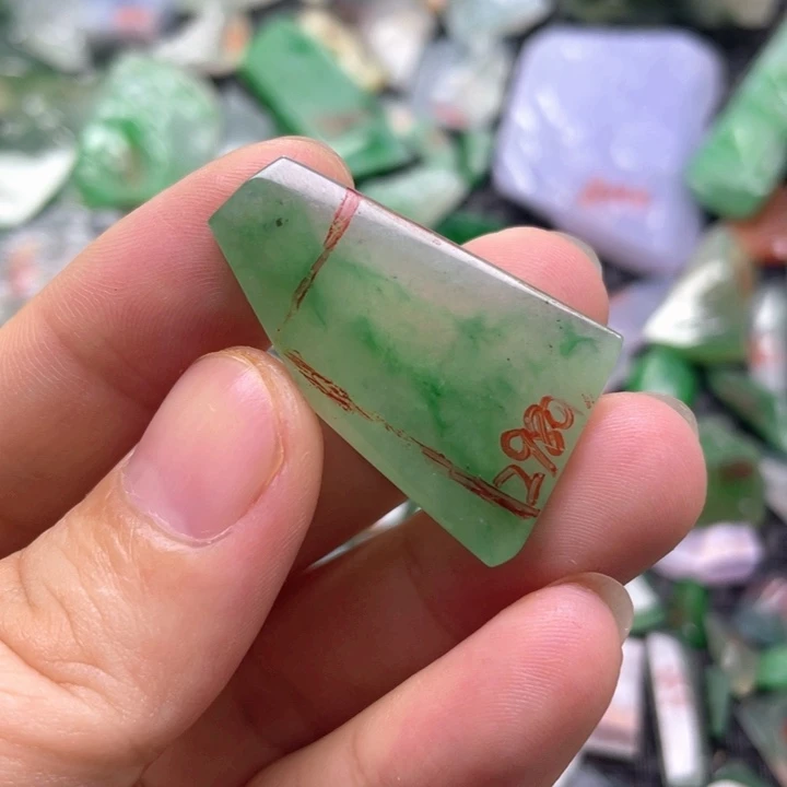 定制翡翠未镶嵌天然缅甸翡翠