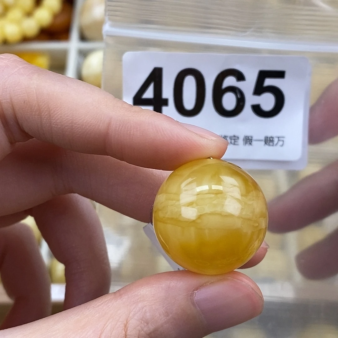 蜜蜡未镶嵌珠宝奇石23