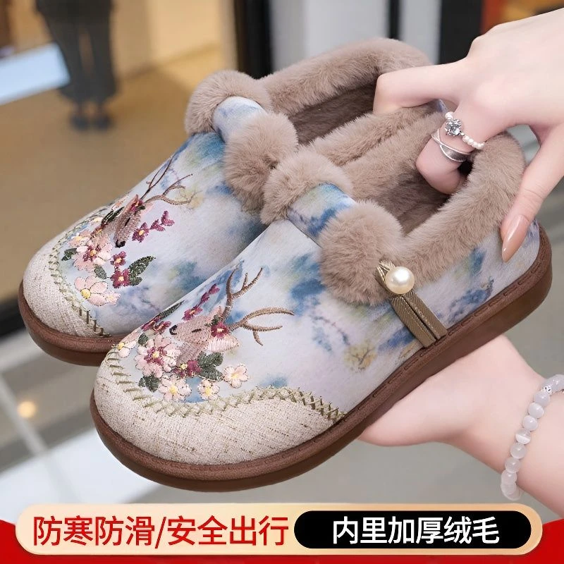 老北京防滑保暖绒布鞋棉鞋鞋中老年人一脚蹬刺绣中式加绒妈妈冬季