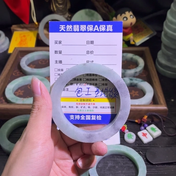 定制翡翠未镶嵌天然翡翠A货毛胚手镯