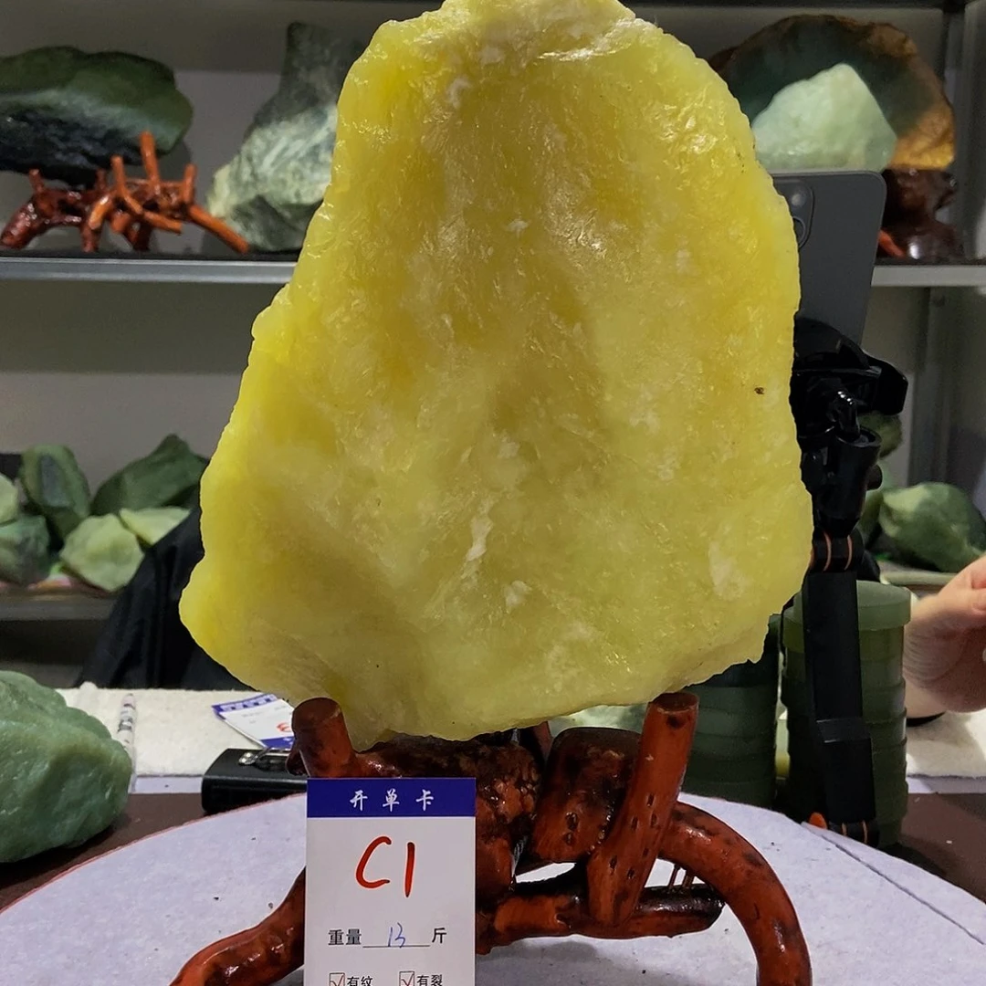 蛇纹石玉原石未镶嵌用****2