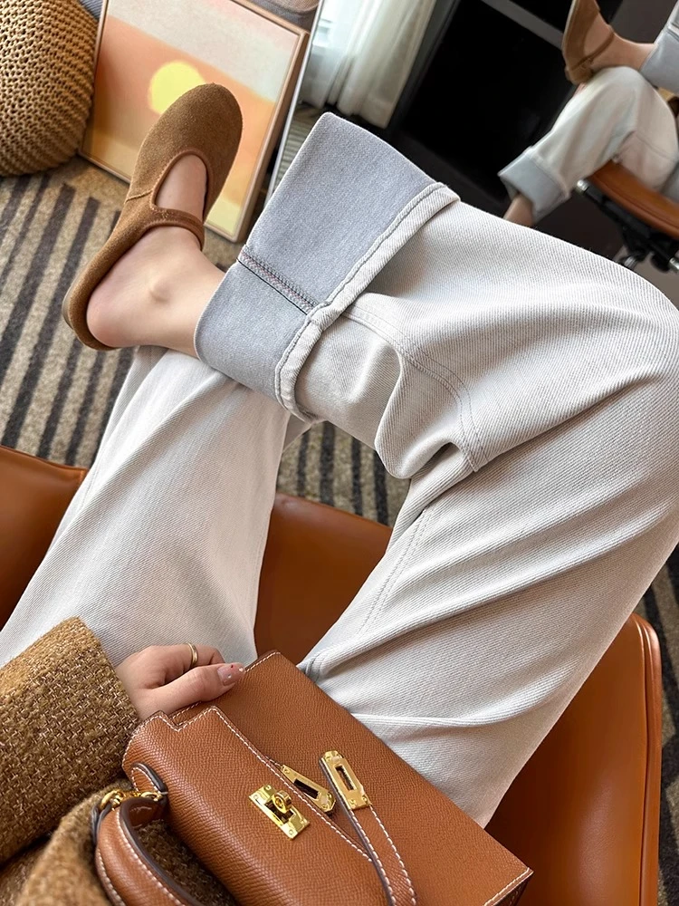 老钱风灰白色翻边阔腿牛仔裤女2025春新款梨型身材遮跨九分直筒裤