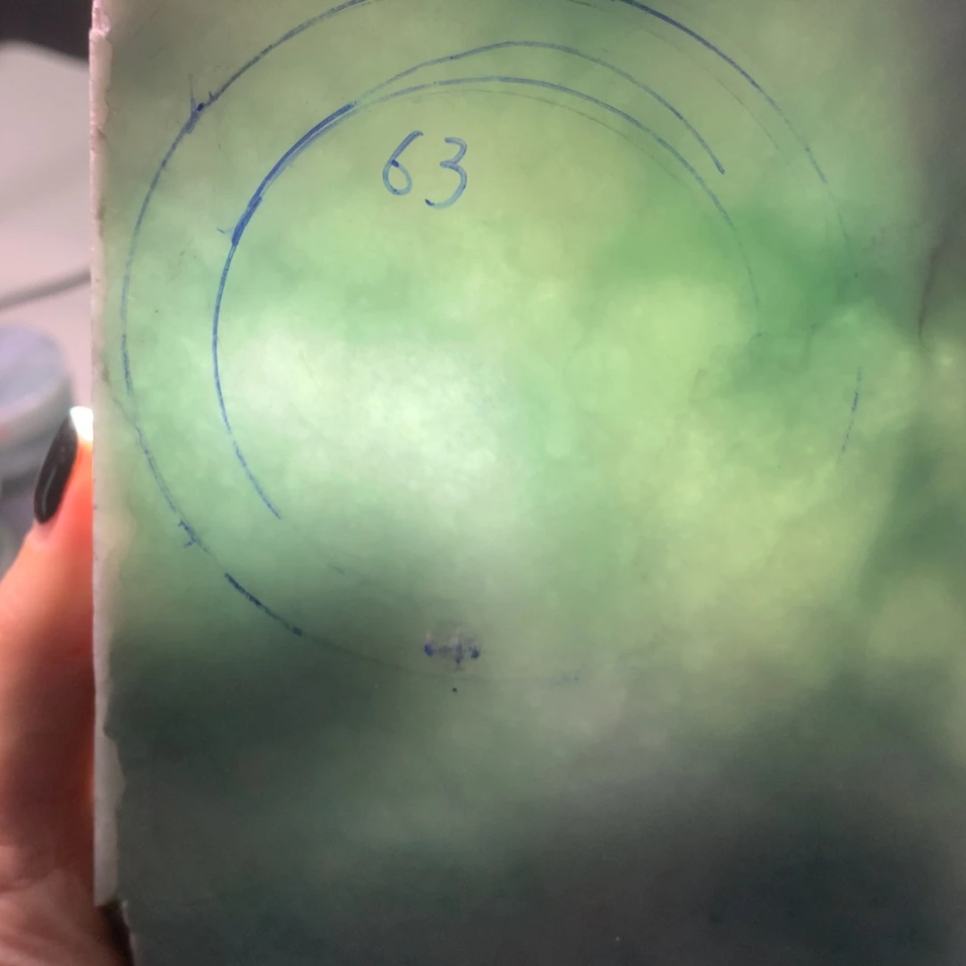 定制翡翠未镶嵌翡翠手镯