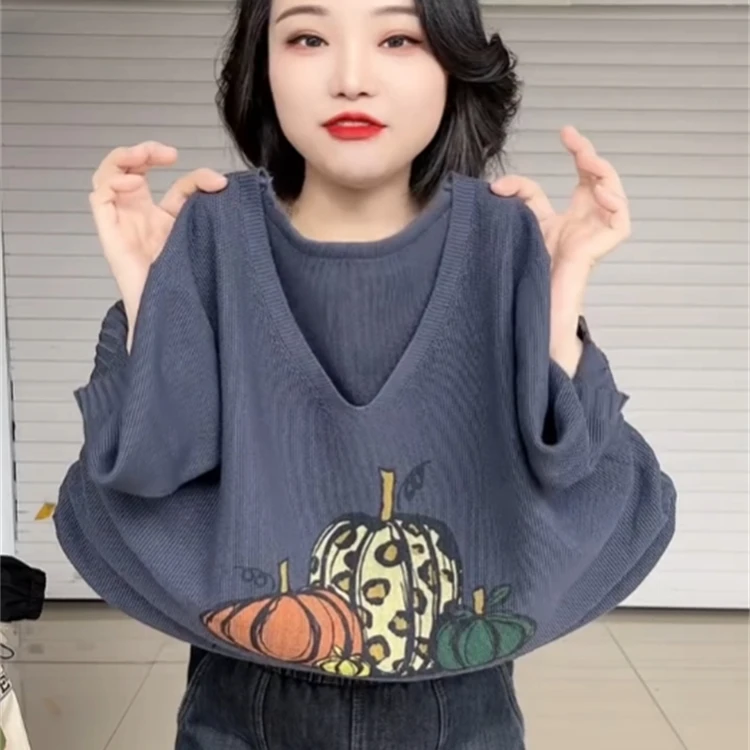 大码女装夏季新款V领短袖针织衫女休闲印花百搭上衣宽松套头毛衣