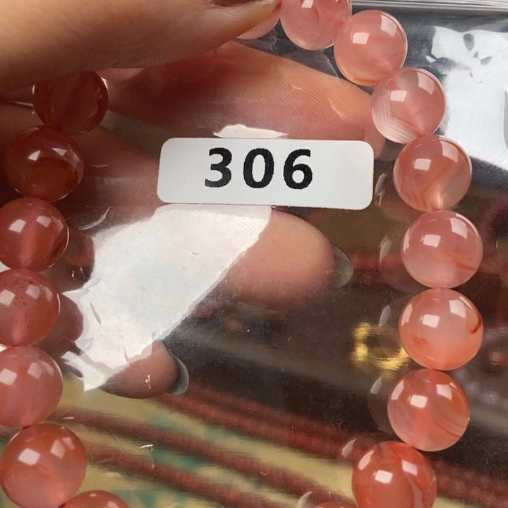 南红玛瑙未镶嵌颈饰
