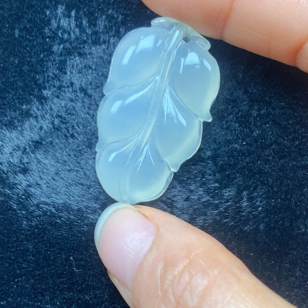 未镶嵌石英质玉（黄龙玉）吊坠(不含链)
