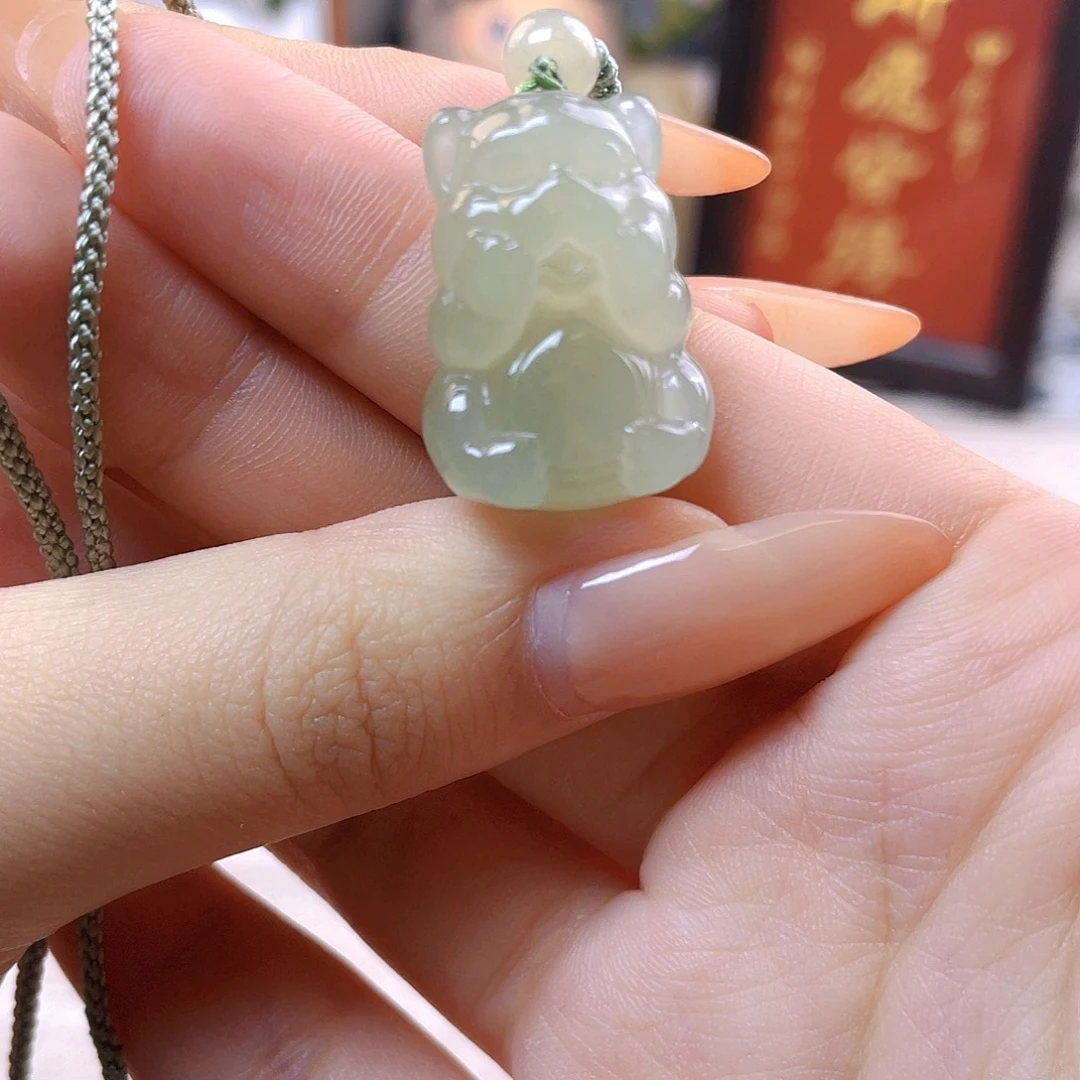 安***吊坠(赠链)未镶嵌和田玉