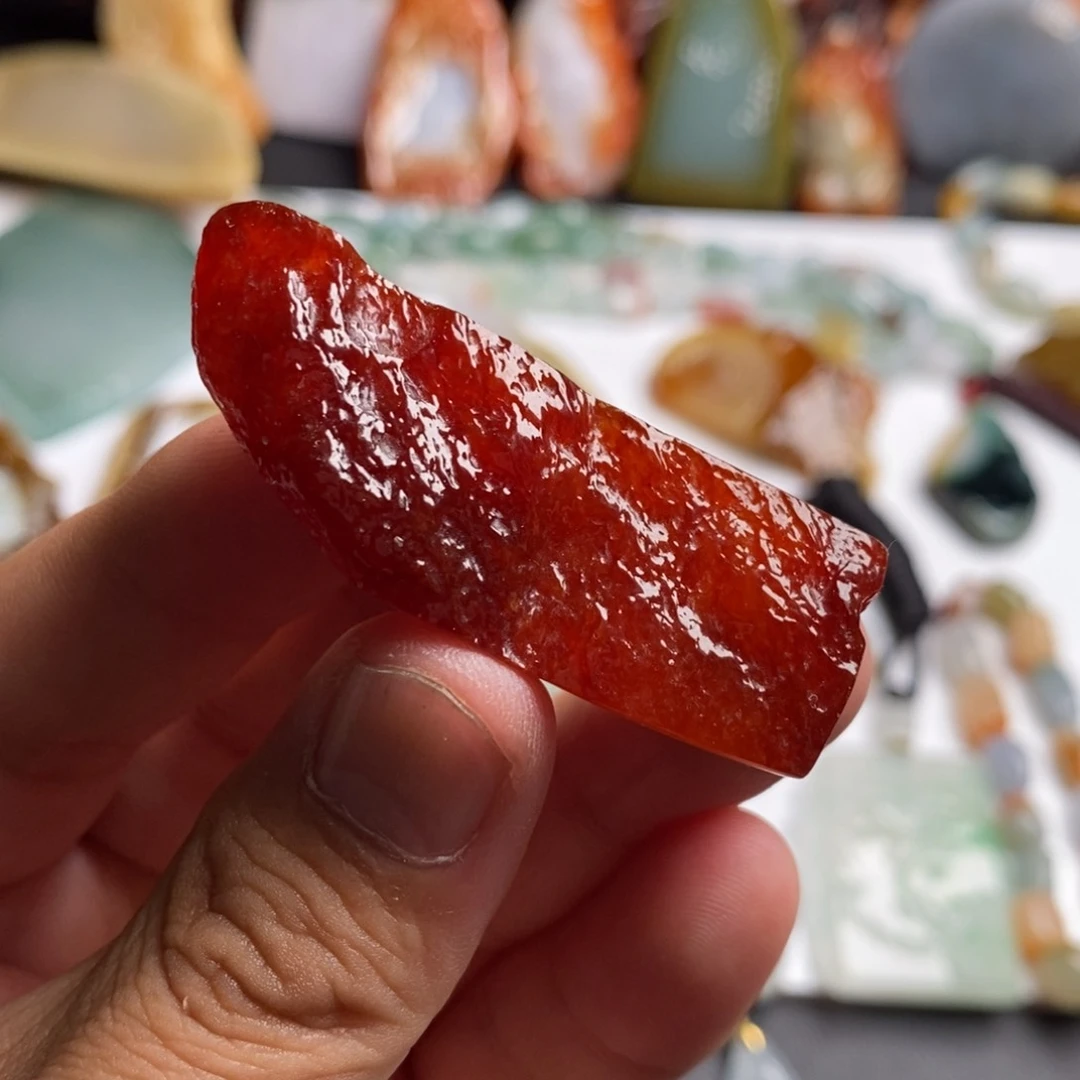 定制翡翠未镶嵌天然红翡