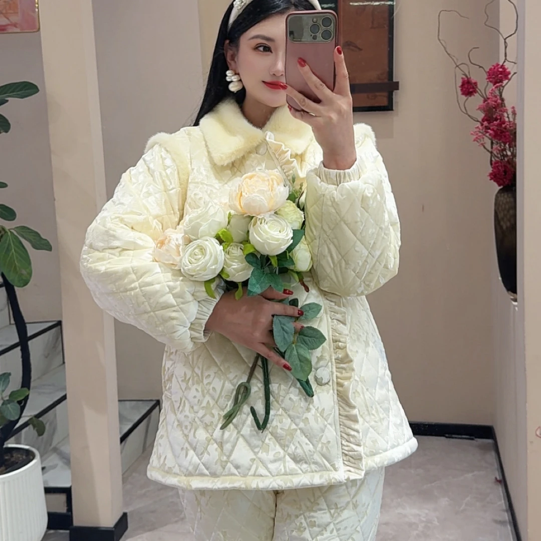 三层夹棉加厚提花小毛领斜扣复古甜美保暖可外穿冬季女士家居服