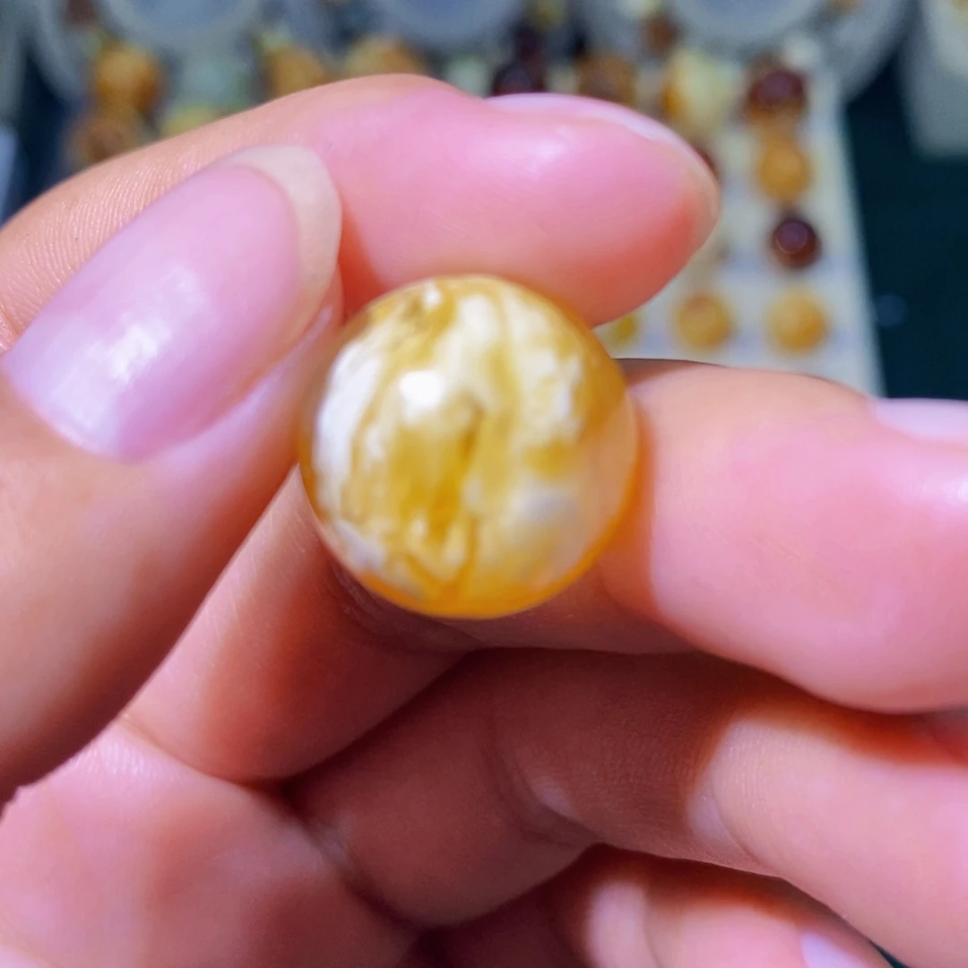 雨***朵琥珀未镶嵌珠宝奇石不退不换
