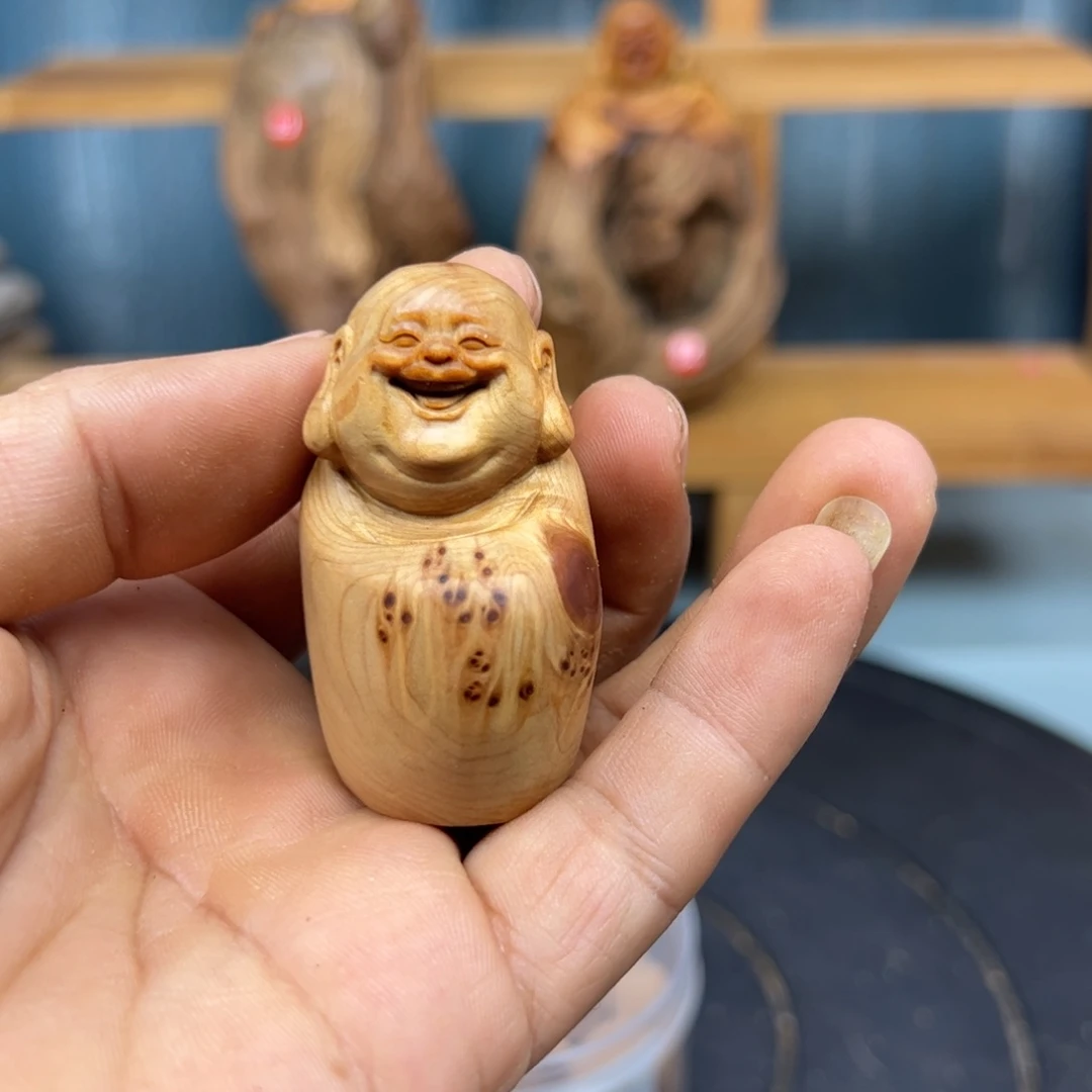 木熊*贝崖柏木摆件手把件