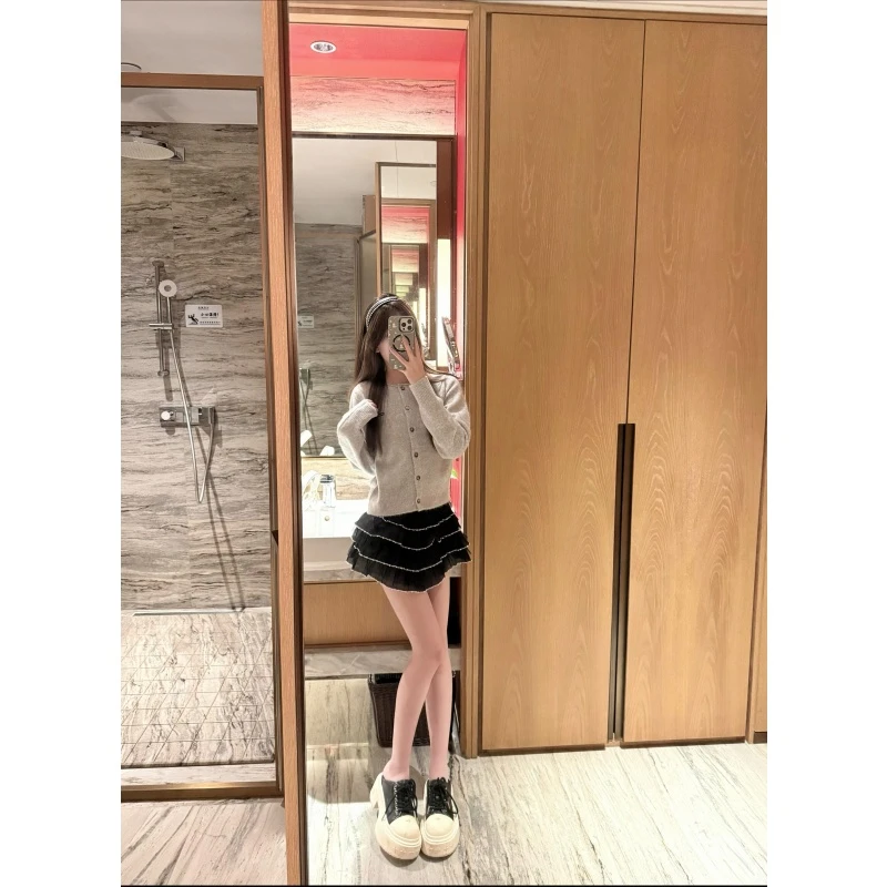 秋季新款时尚修身韩系圆领毛针织衫宽松休闲百搭半身蛋糕短裙套装