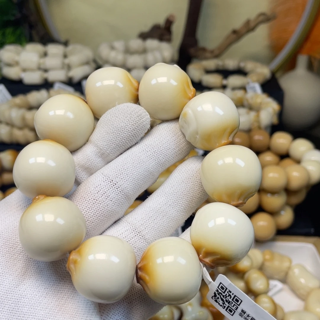 吊坠菩提根/象牙果118包子多妹瑕疵