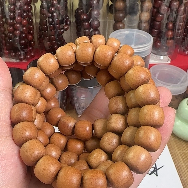 火***人木质檀香.檀香.木…………..1011