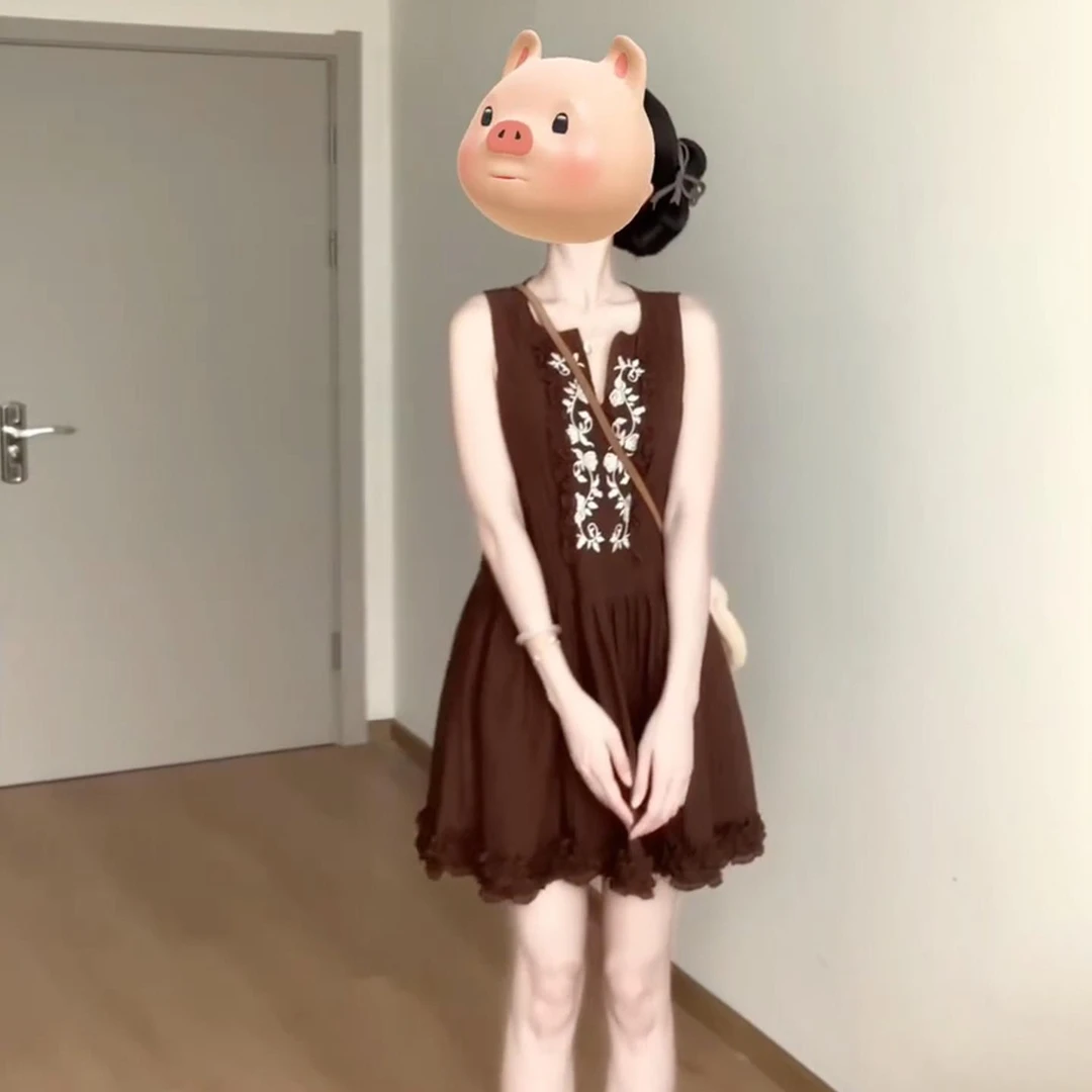 新款无袖旅游度假风蕾丝短裙波西米亚吊小个子打底连衣裙