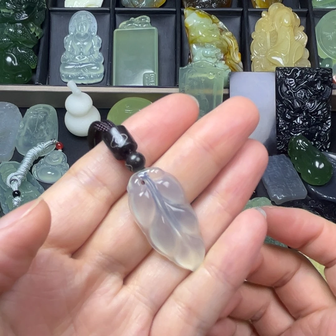 蛇纹石玉未镶嵌吊坠(不含链)