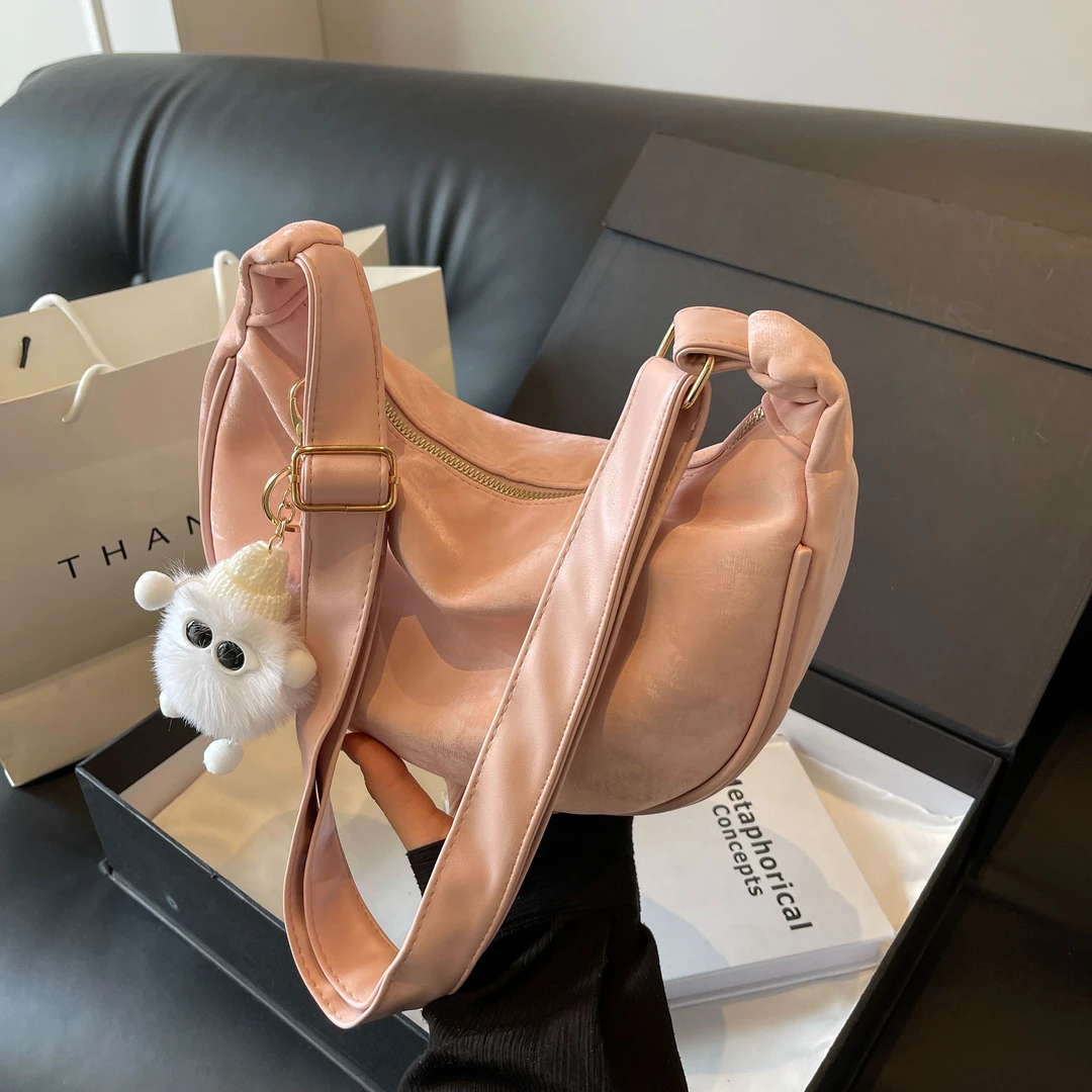 博美 2025春季新款时尚单肩斜挎包编码400-421