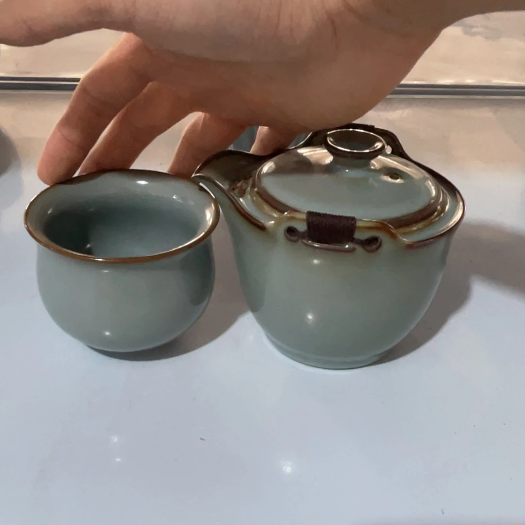 瓷片小微瑕。。。。。。。。。。。