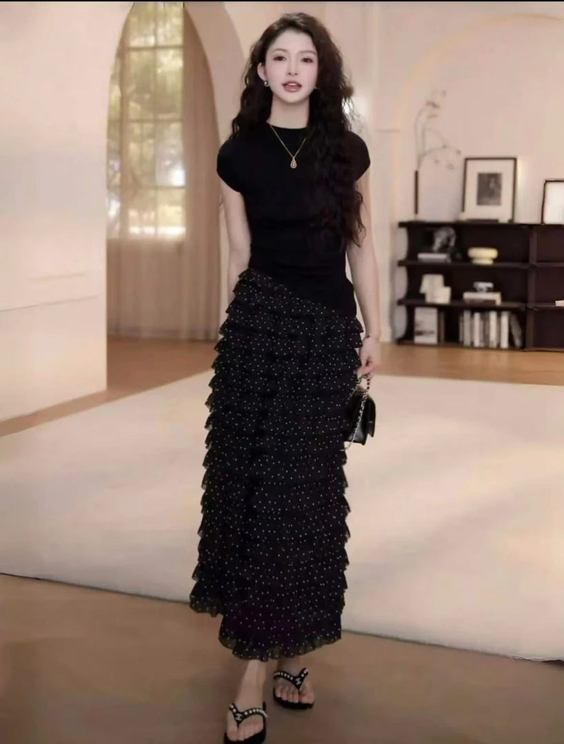 209夏季新款时尚小众高级感百搭短袖T恤上衣+高腰显瘦半身裙套装