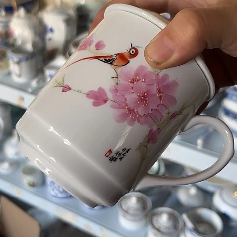其他瓷手绘办公杯一个