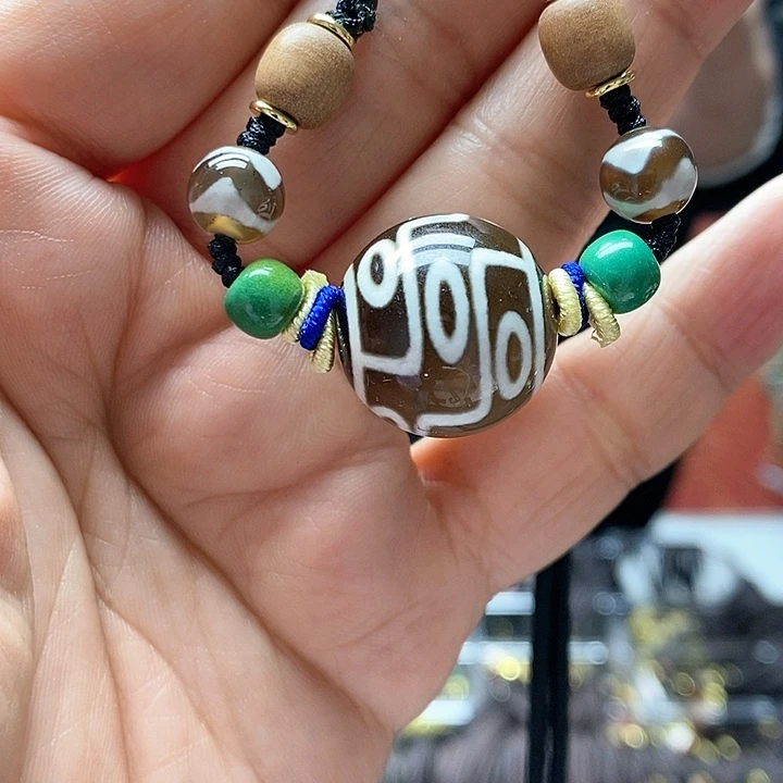 玛瑙/玉髓颈饰合金