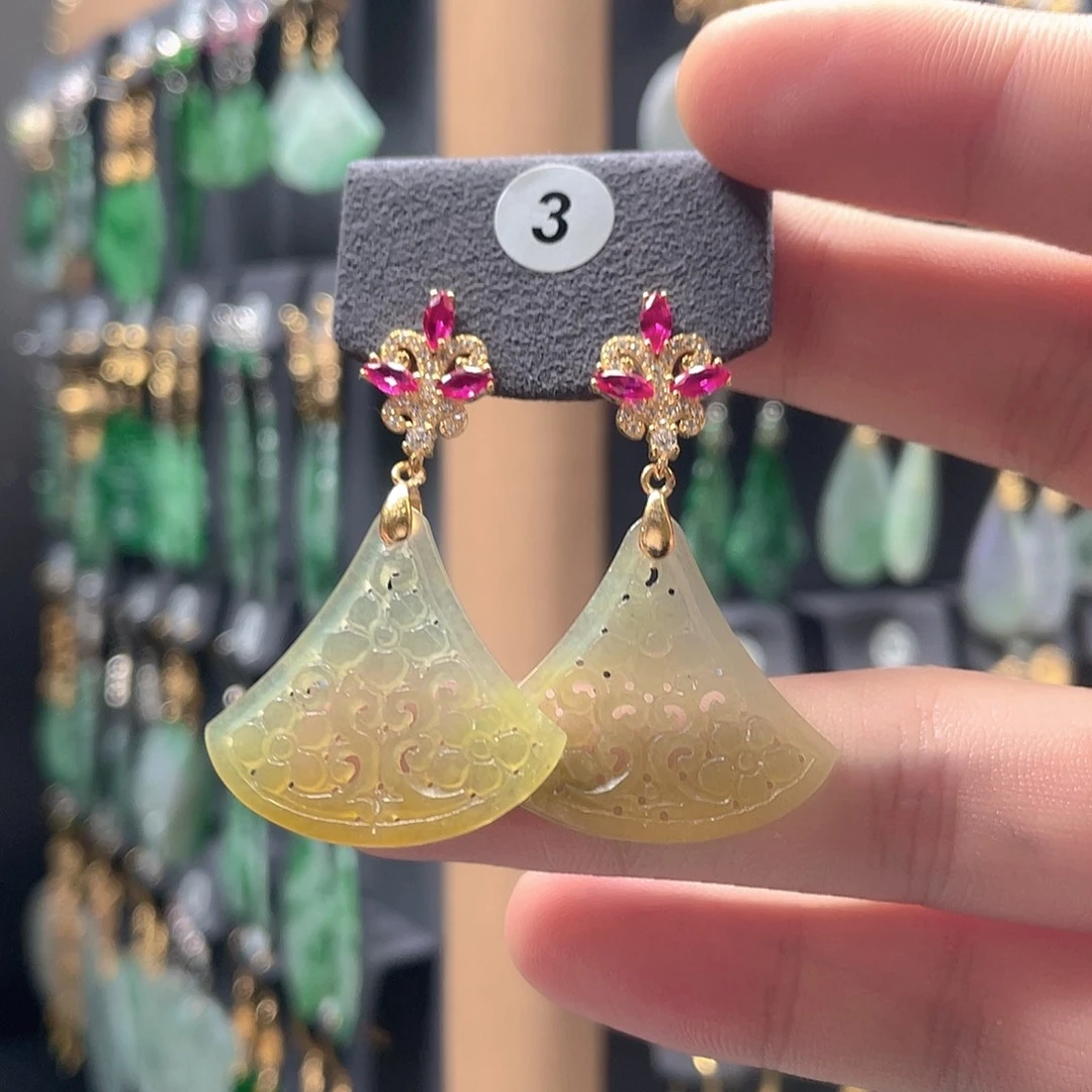 翡翠未镶嵌耳饰翡翠