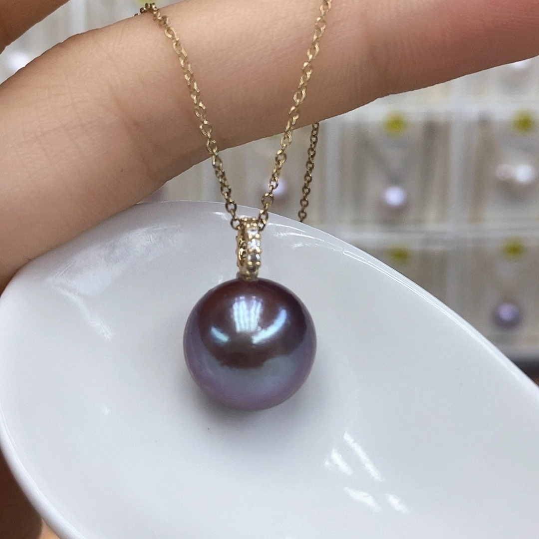 颈饰18K金镶嵌淡水珍珠