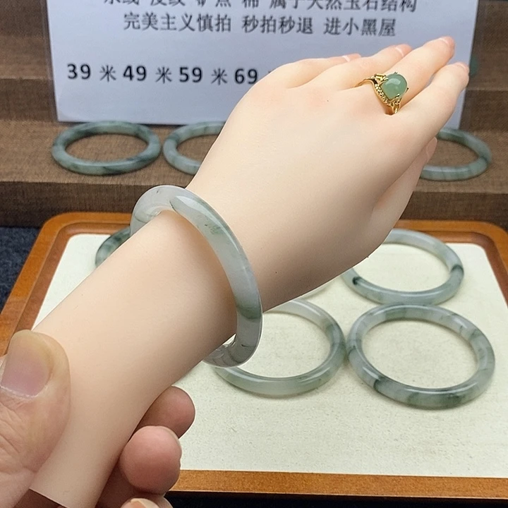 未镶嵌手镯石英质玉2037