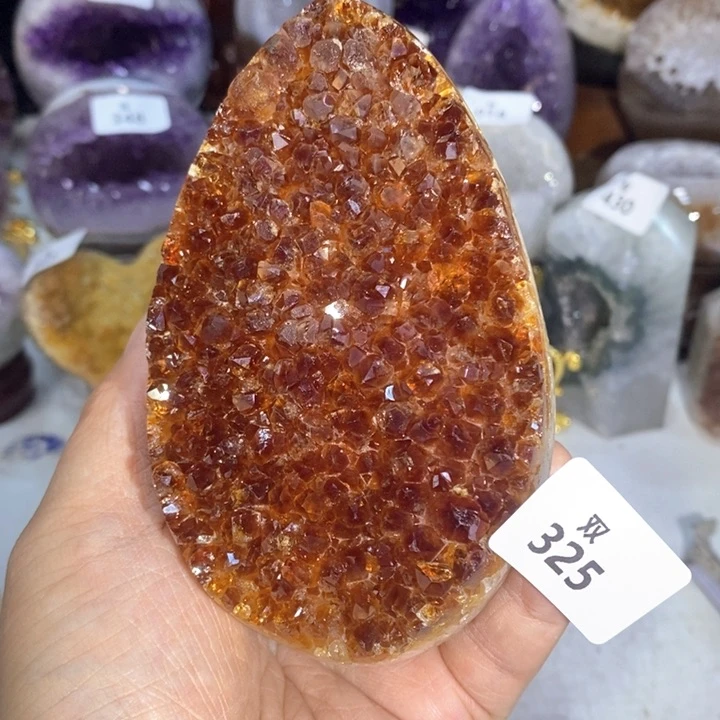 未镶嵌水晶大型摆件（非配饰）