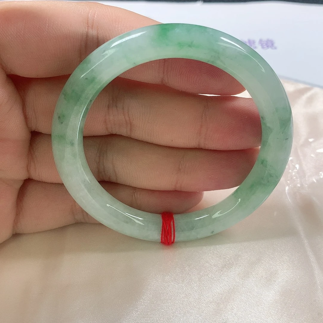 翡翠手镯（圆镯）未镶嵌335号