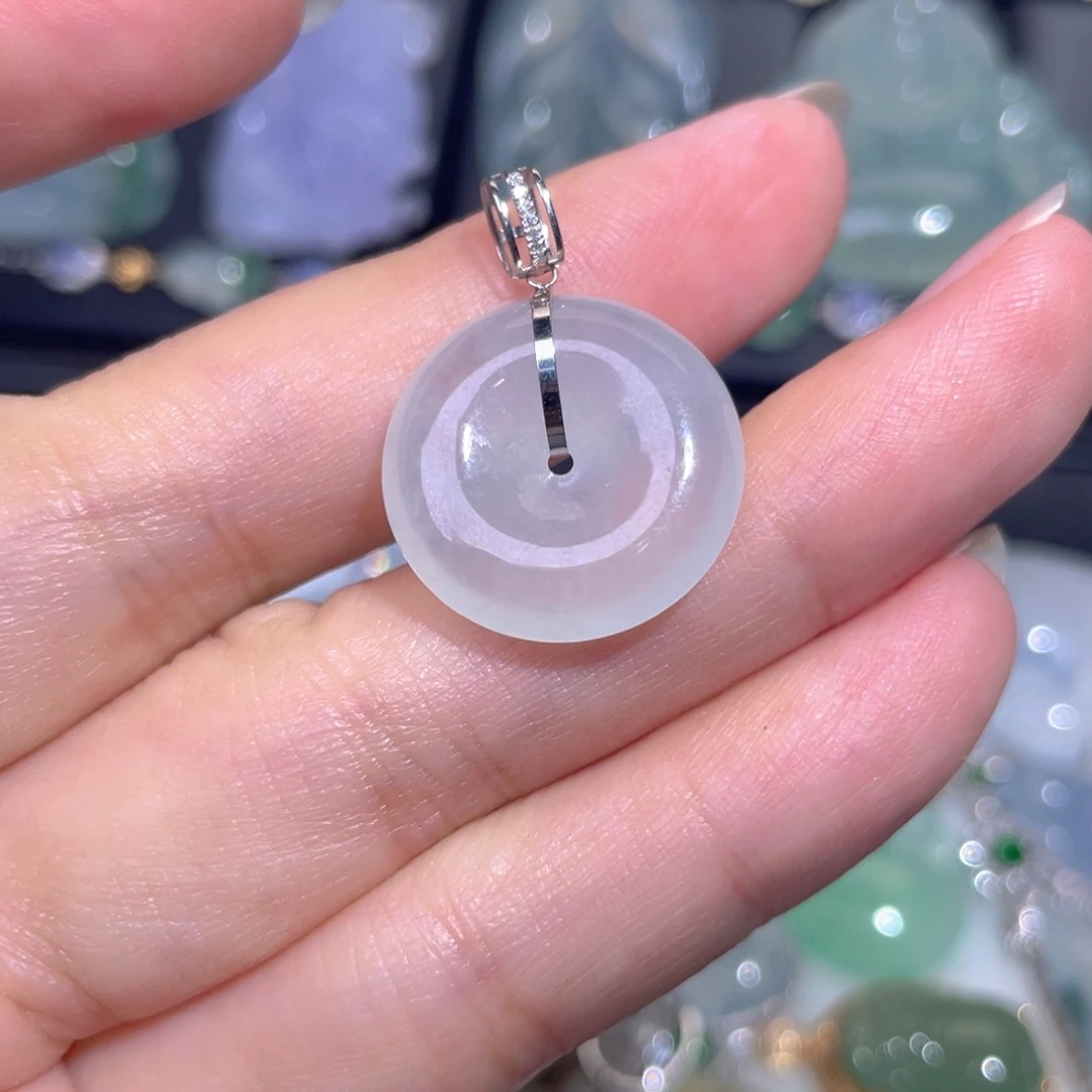 颈饰18K金镶嵌翡翠翡翠
