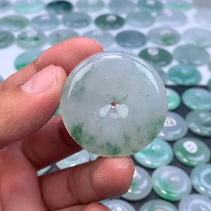 翡翠未镶嵌颈饰缅甸天然A货翡翠40-6.4