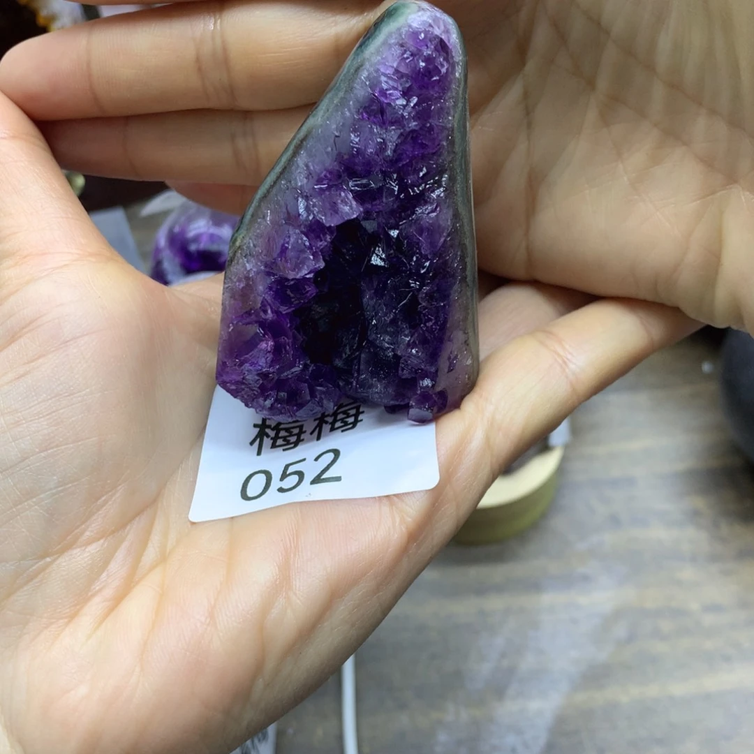 紫晶大型摆件（非配饰）未镶嵌