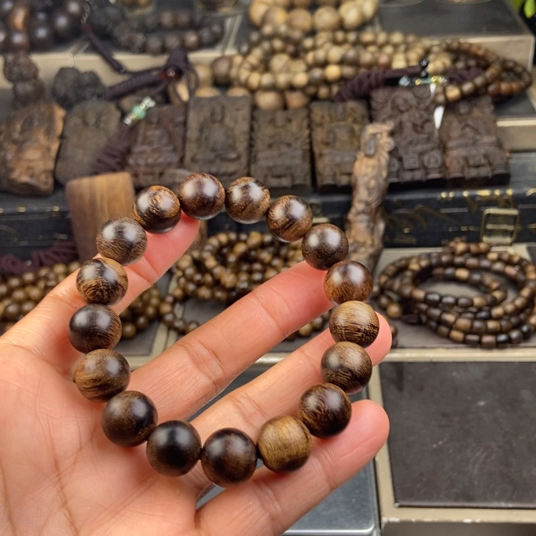 沉香手串吴**业越南芽庄白虎斑留疤