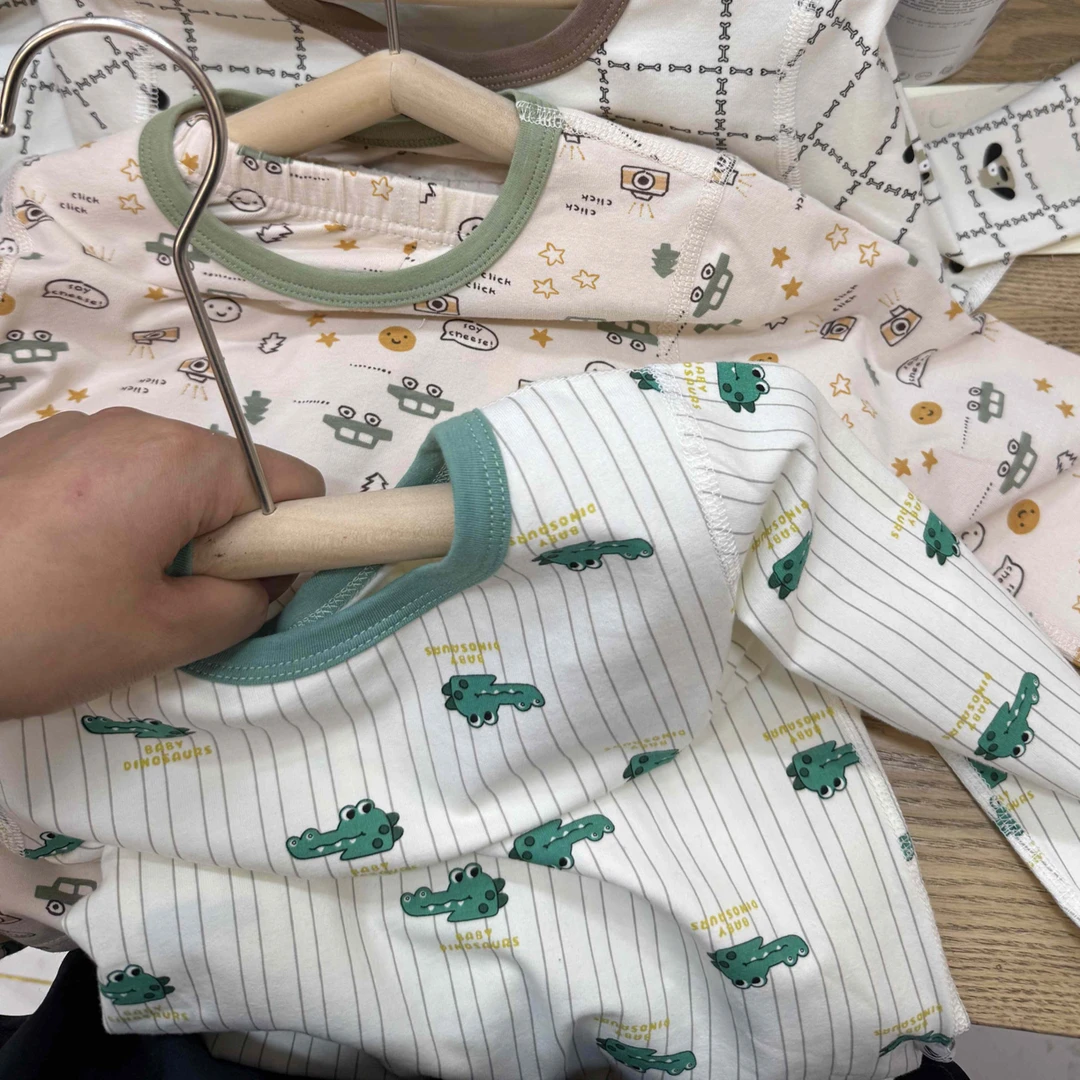 休闲风卡通风吸汗居家家居服套装连体童装