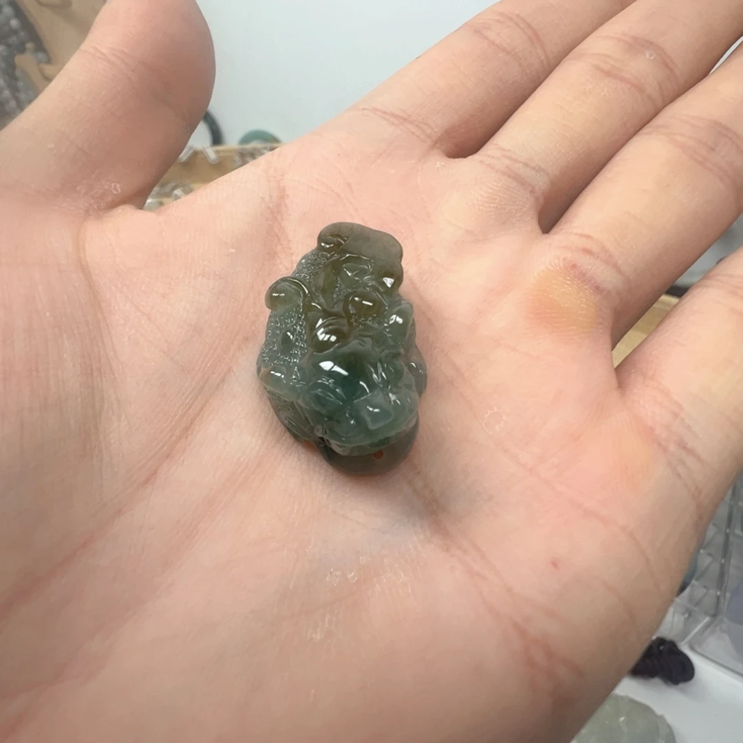 翡翠未镶嵌颈饰三脚金蟾吊坠
