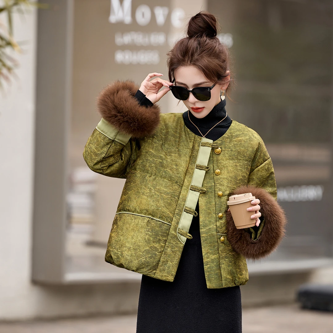 新中式国风皮草拼接羽绒服女2025冬季新款优雅提花短款保暖羽绒服