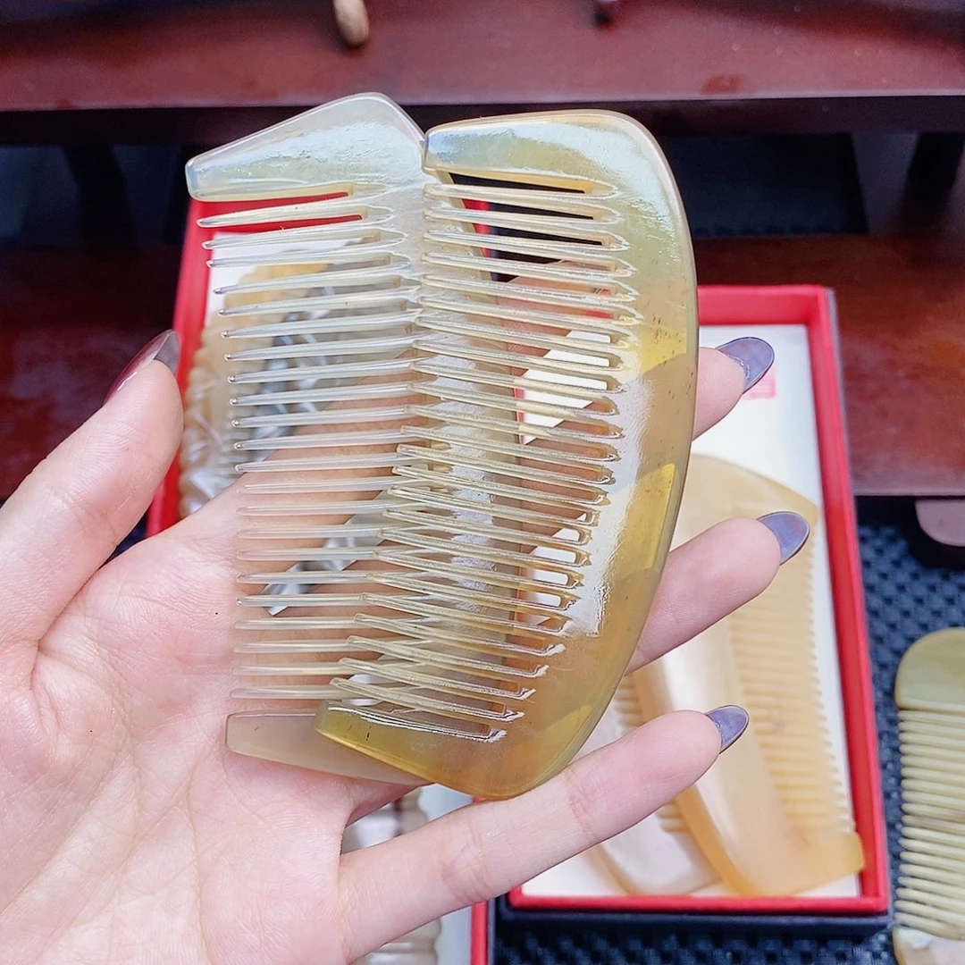 纯手工制作纯牛角梳子