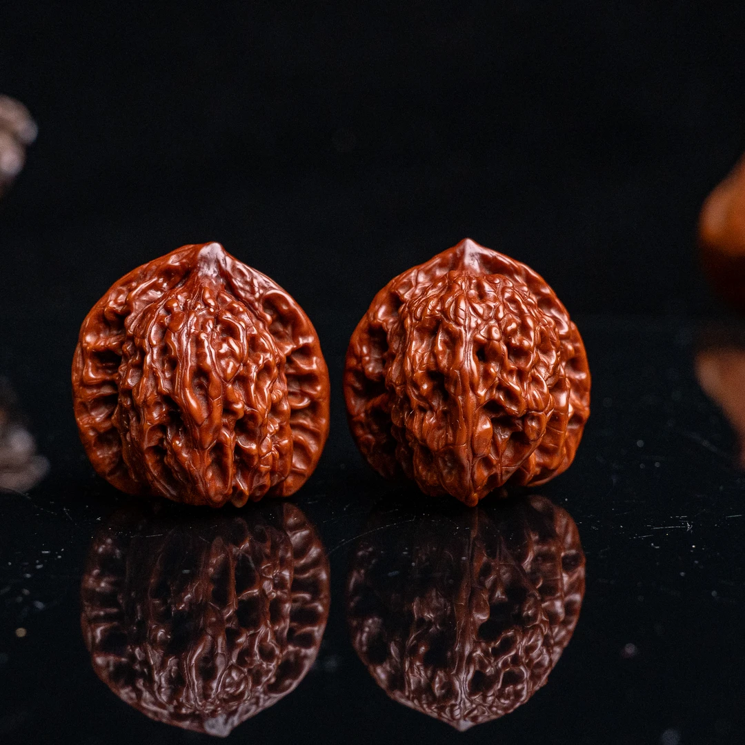 库出旧藏天然核桃手把-LM