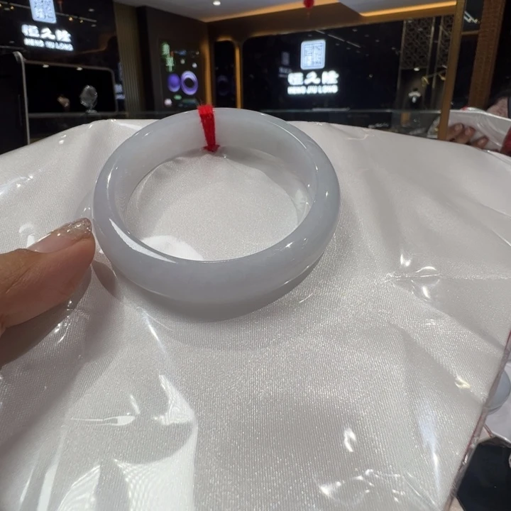小***团翡翠未镶嵌手镯白月光宽胎5455
