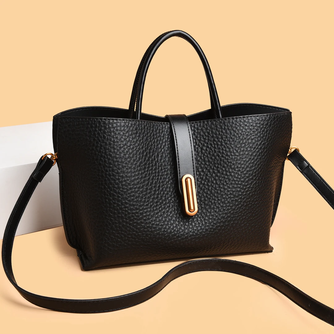 新款时尚百搭潮流女士单肩斜挎260黑色