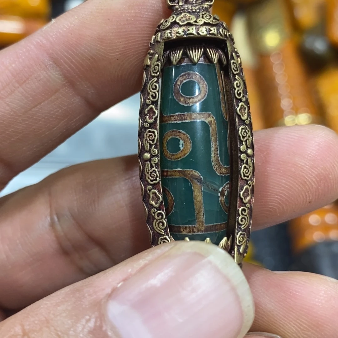 滴血莲花菩提吊坠