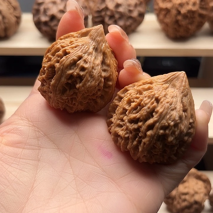 问***问吊坠文玩核桃秦岭核桃