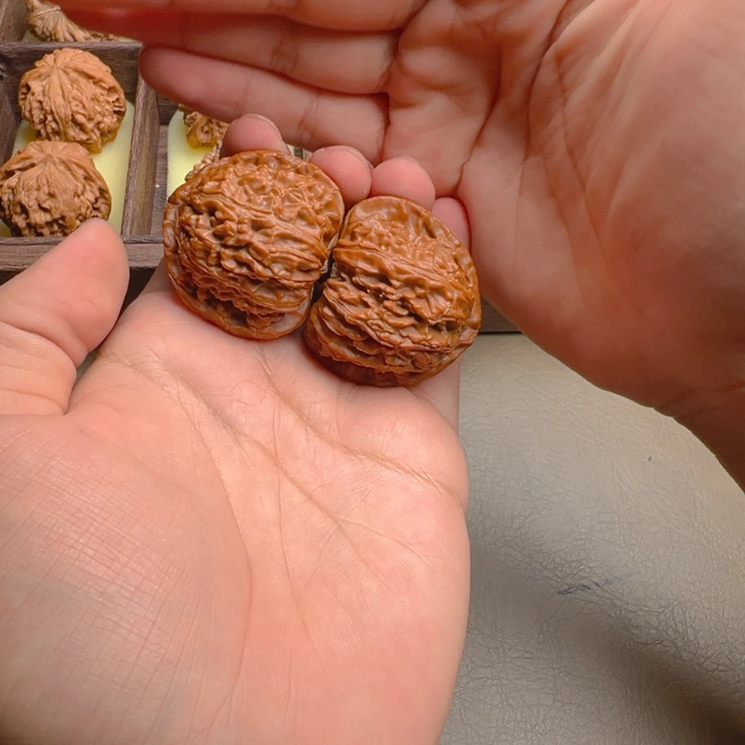 d***e把件文玩核桃三角白