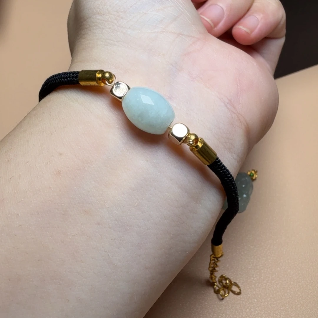 翡翠未镶嵌颈饰004