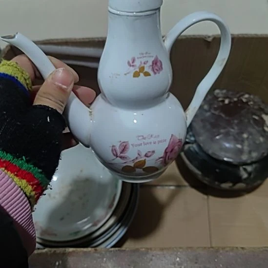 上***化陶瓷精美摆件（不退换，微瑕疵）