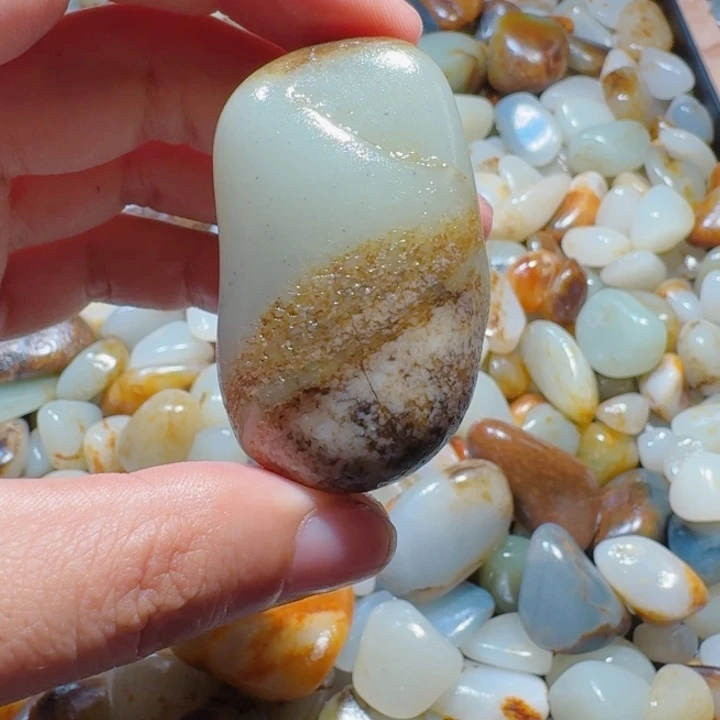 和田玉未镶嵌颈饰53克