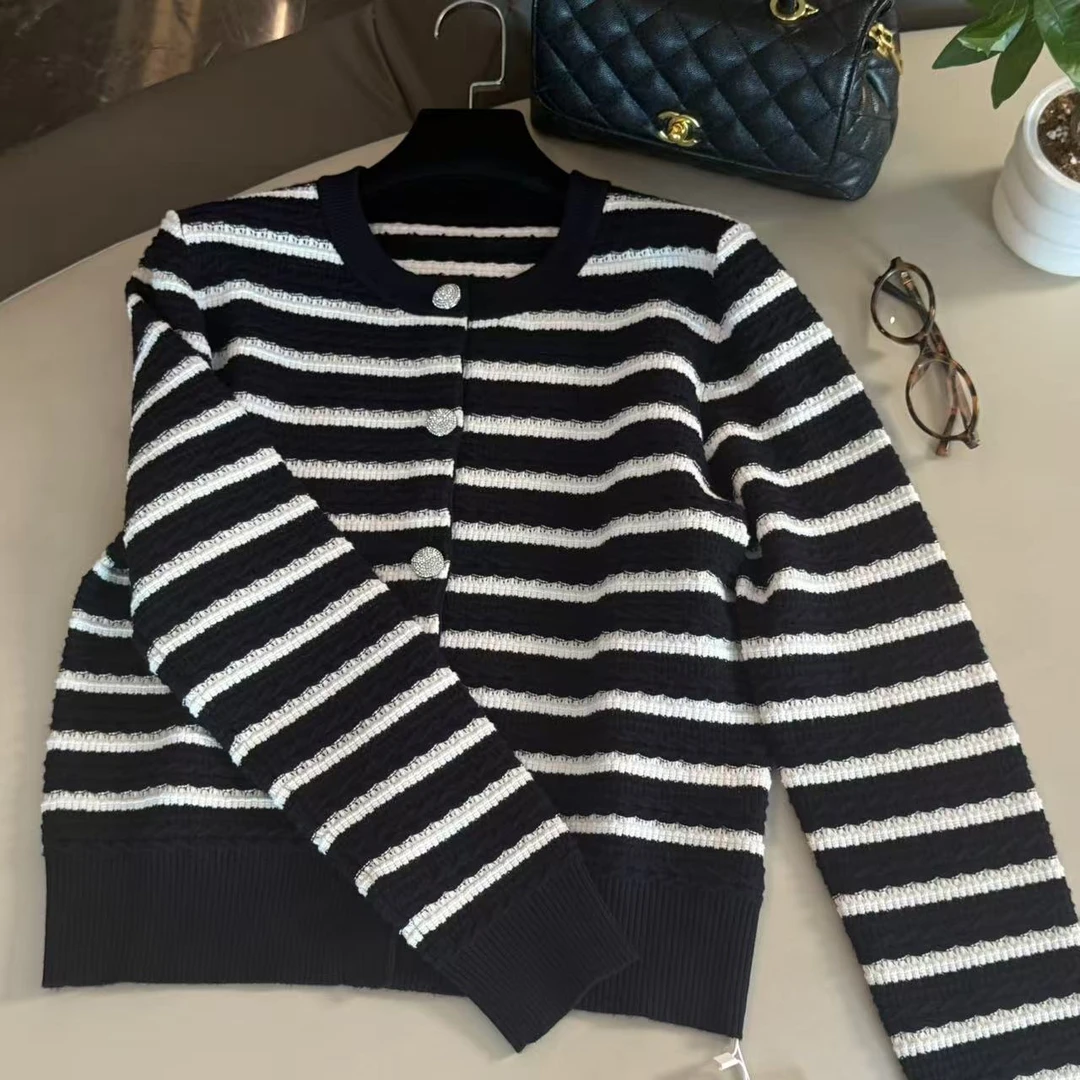 Hooomiee复古格调条纹拼色针织开衫ML25123